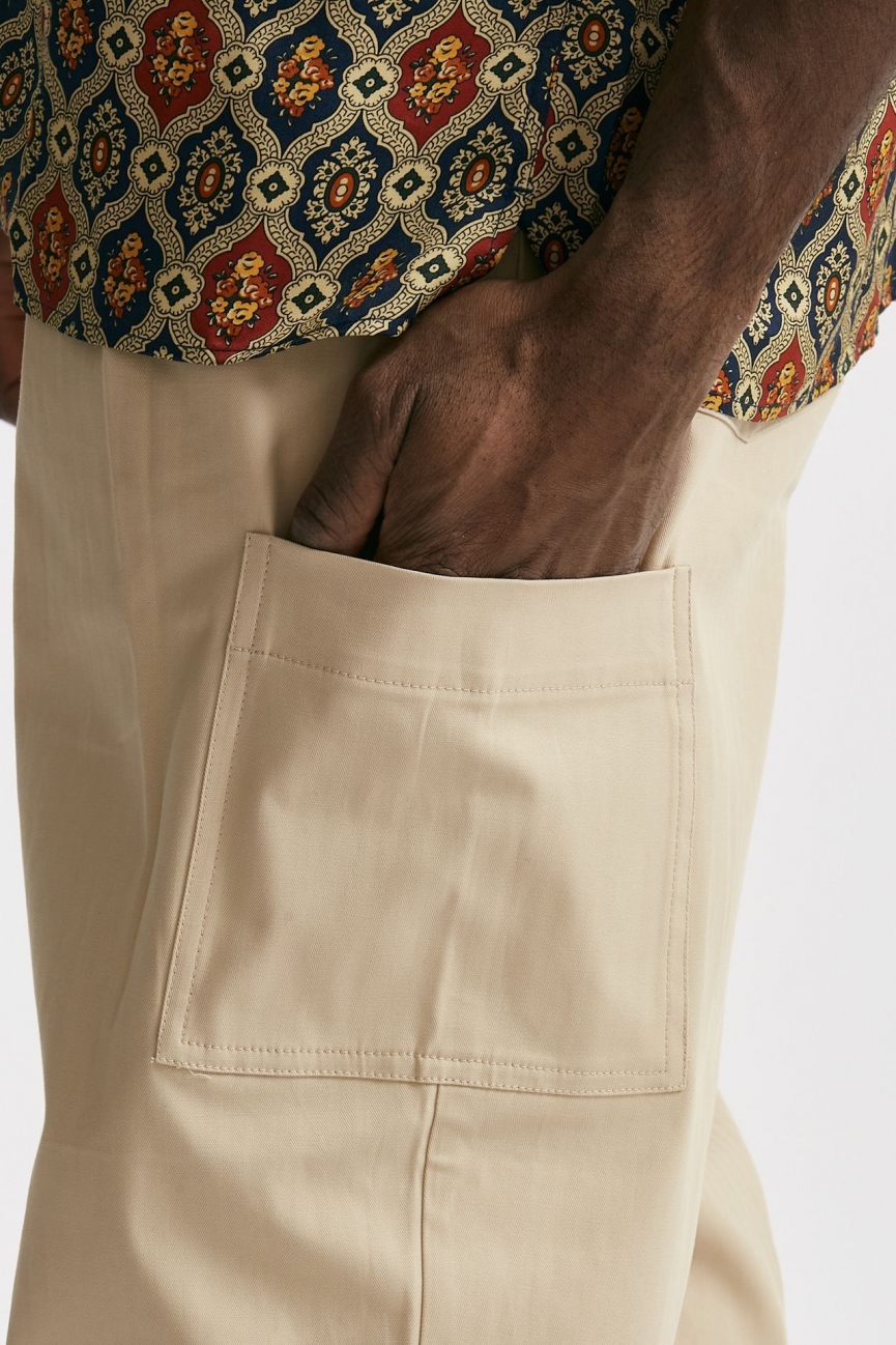 Pantalone cargo in cotone beige