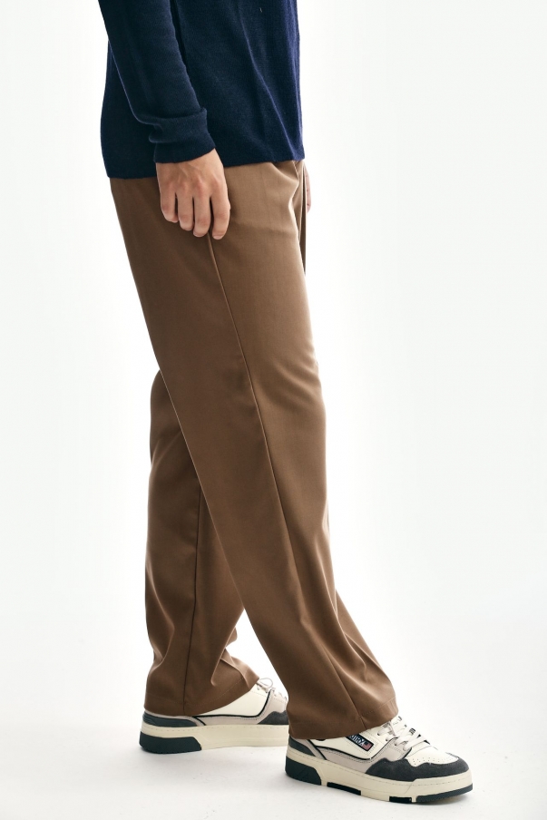 Pantalone ampio con pinces bruciato