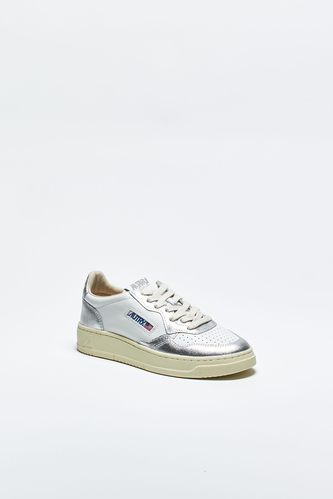 Sneakers MEDALIST LOW-AULW-WB18