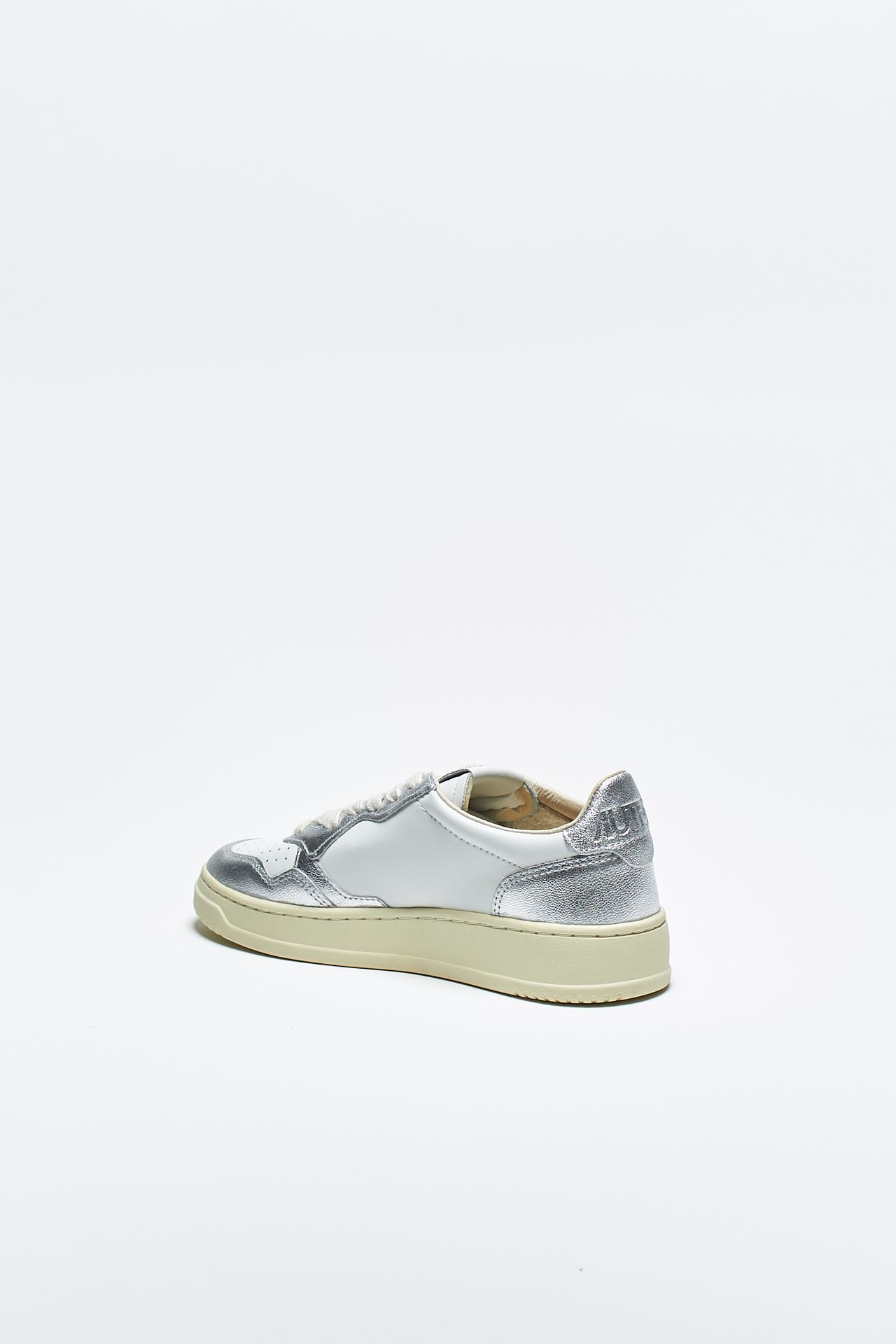 Sneakers MEDALIST LOW-AULW-WB18