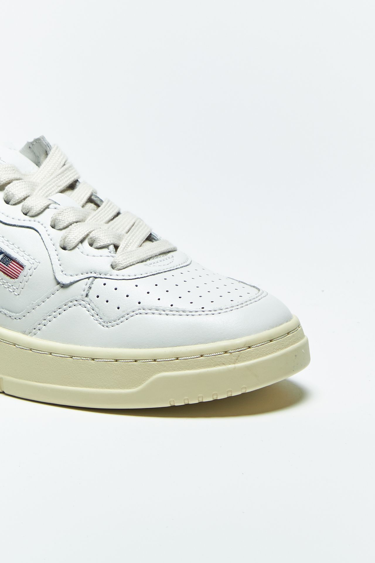 Sneakers MEDALIST LOW AULW-LL22