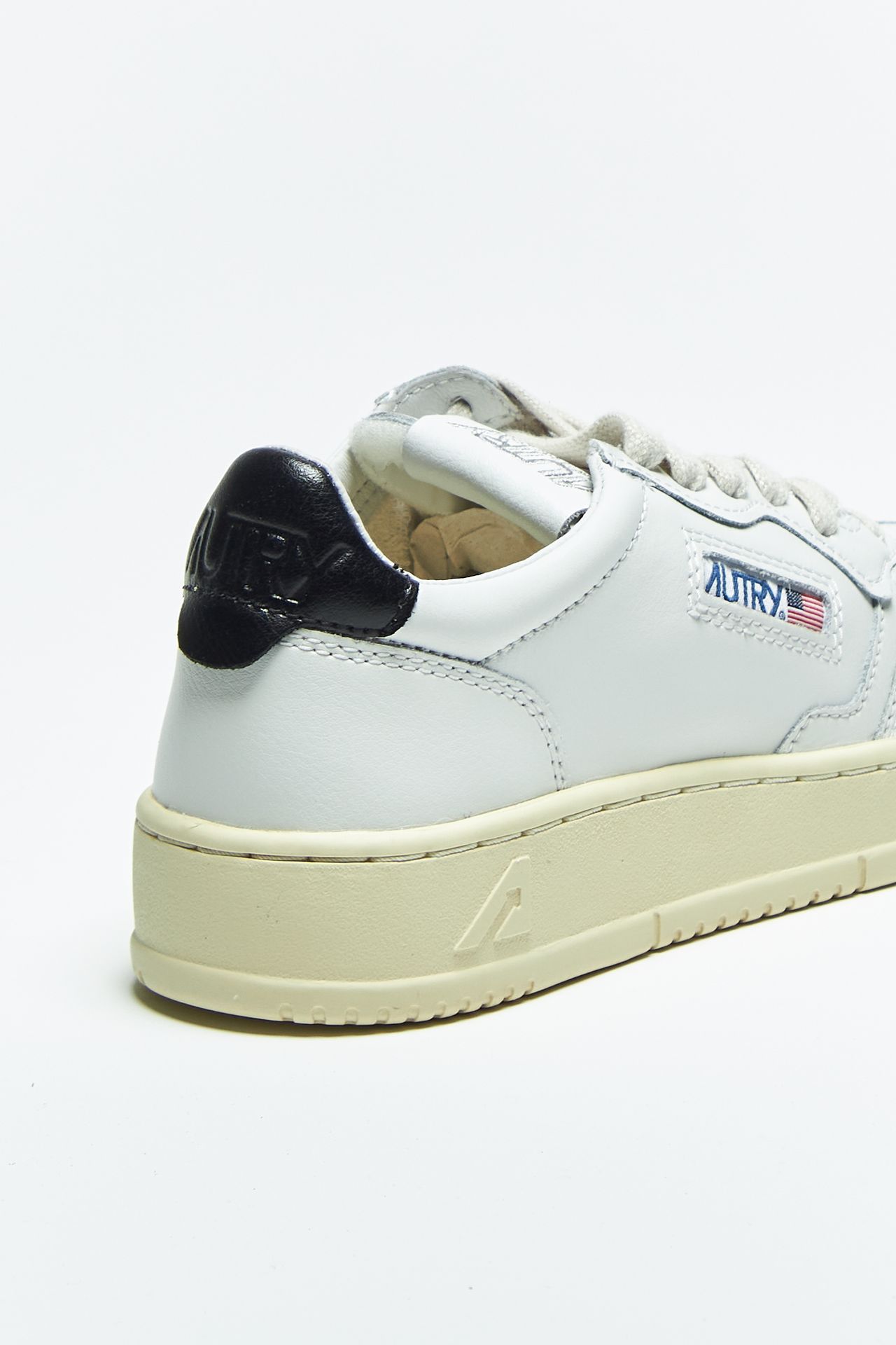 Sneakers MEDALIST LOW AULW-LL22