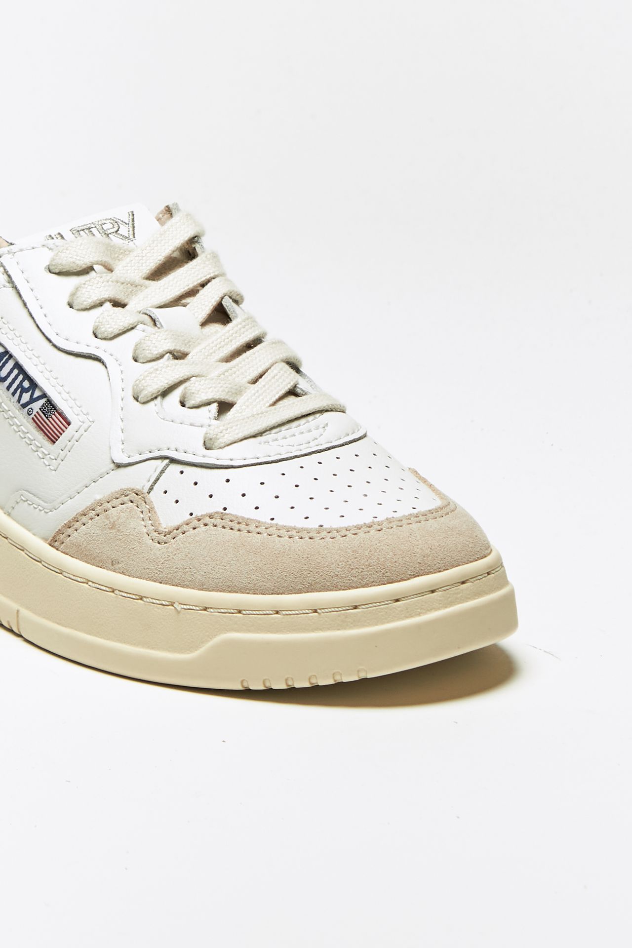 Sneakers MEDALIST LOW-AULW-LS21 in pelle 