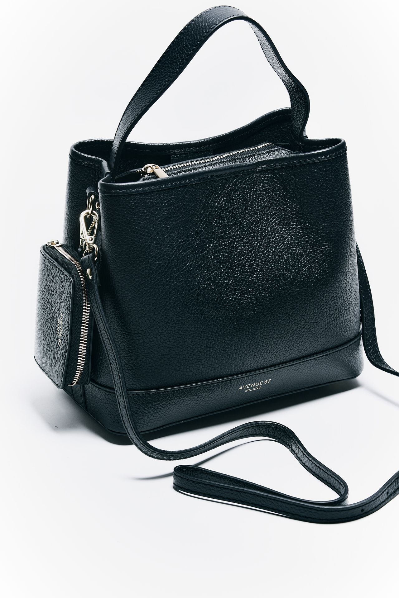 Borsa secchiello FILIPPA in pelle nero