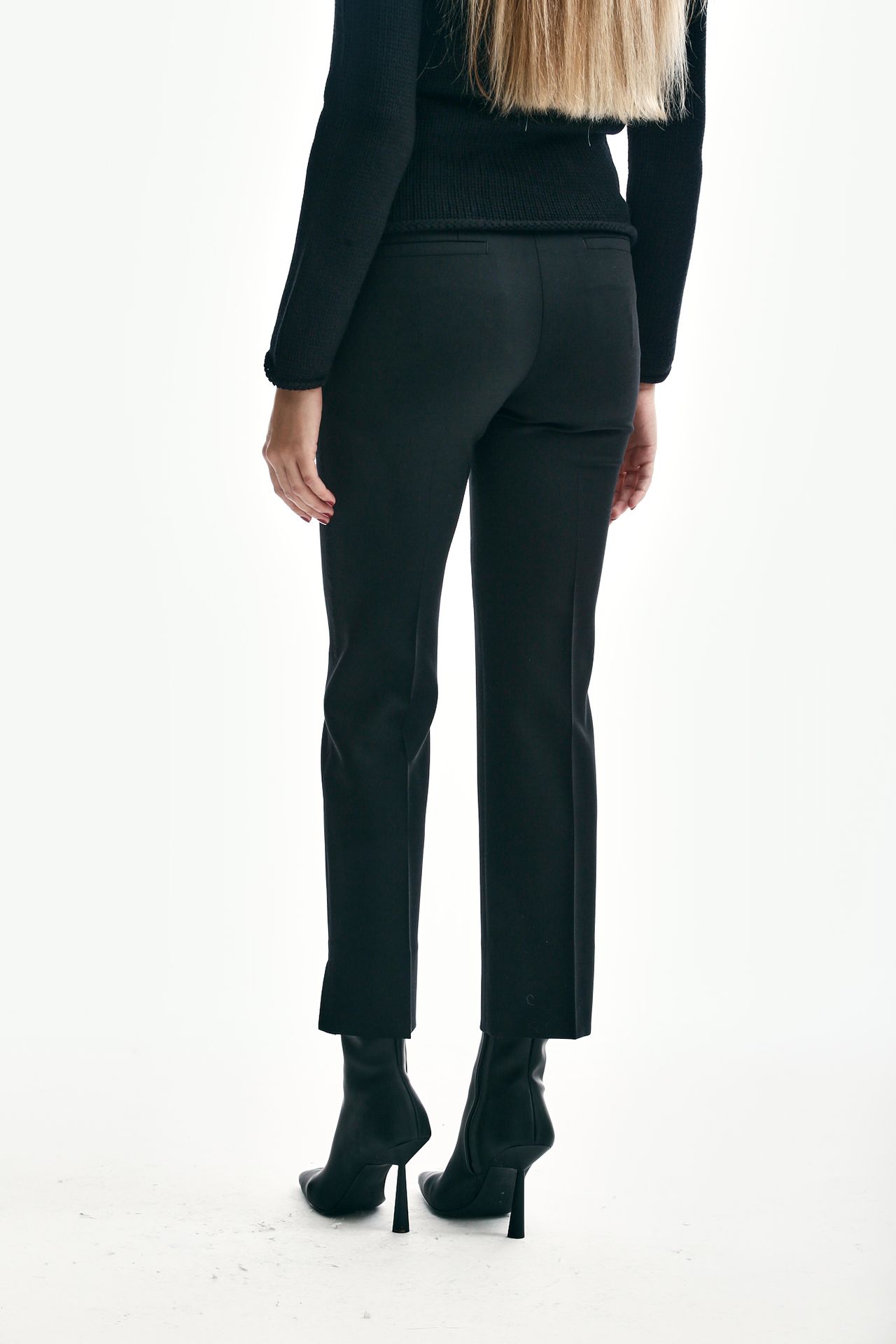 Pantalone slim KIMAMA nero