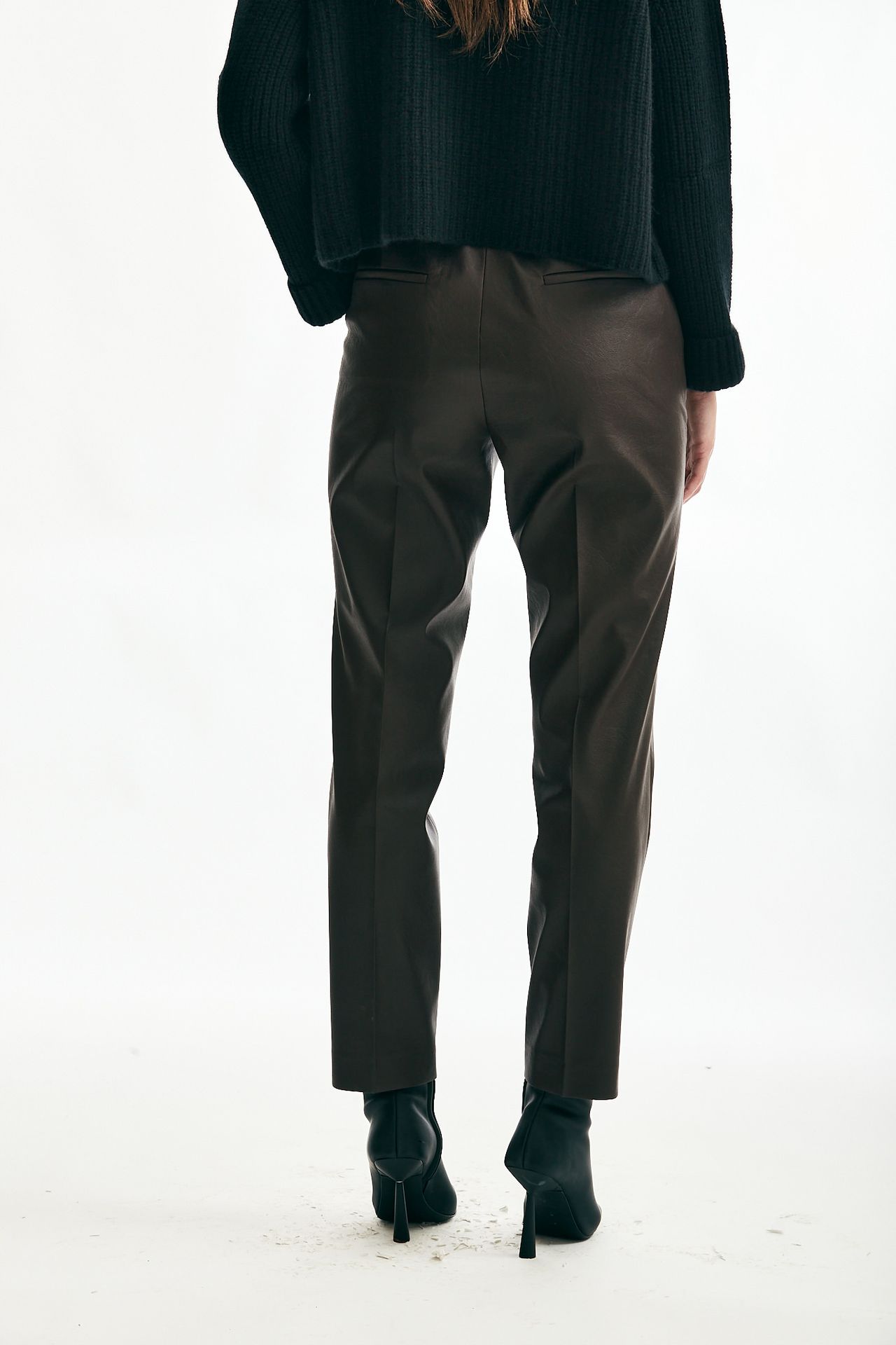 Pantaloni dritti GALEN in eco-pelle