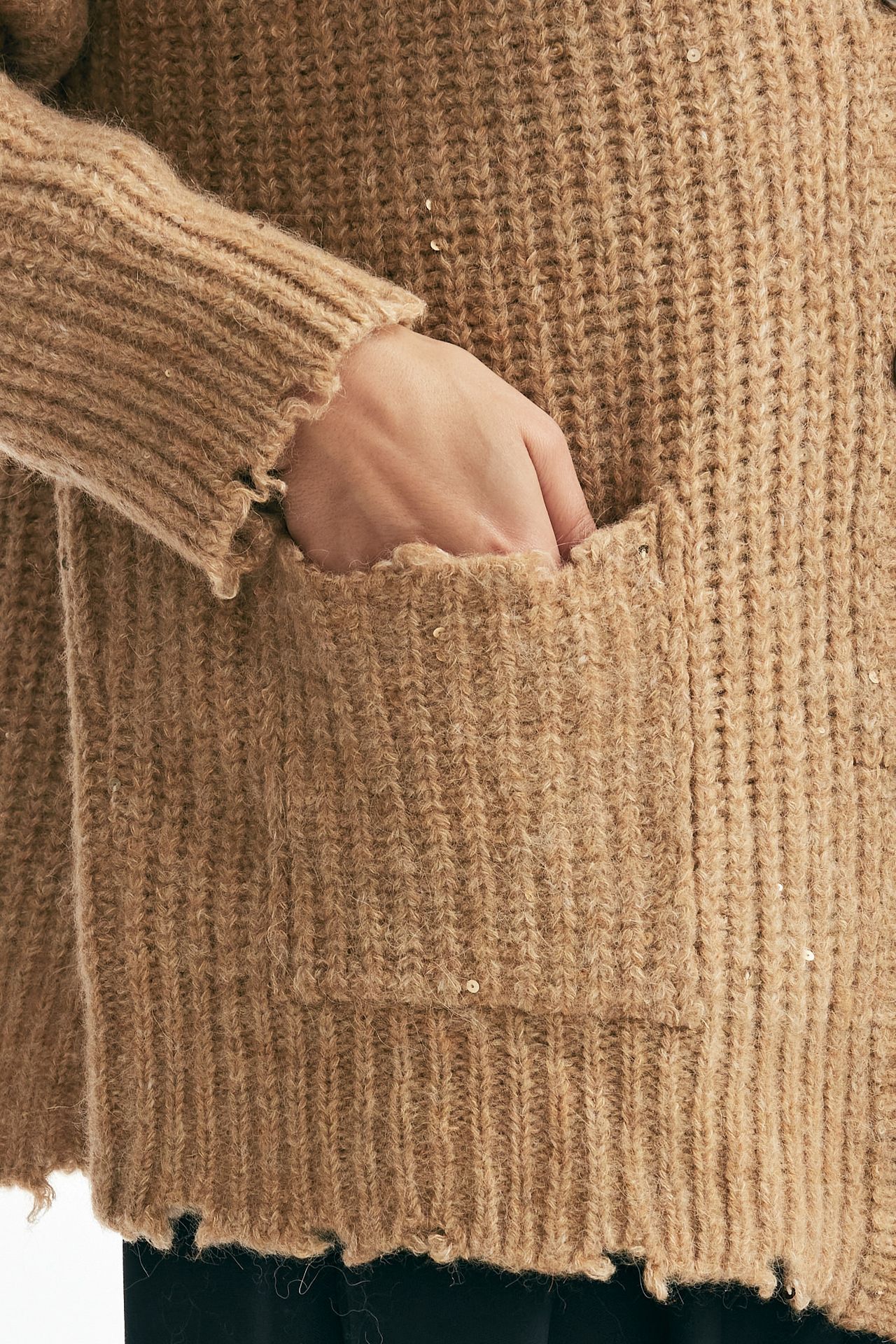 Cardigan over con pailettes cammello