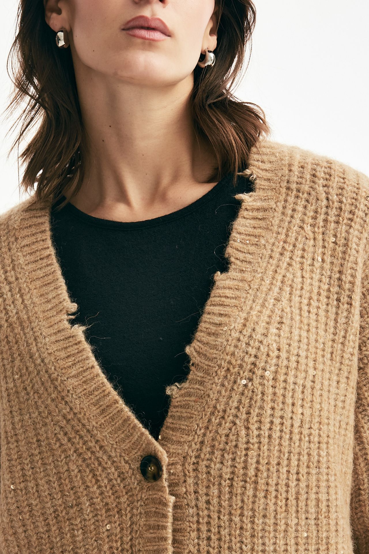 Cardigan over con pailettes cammello