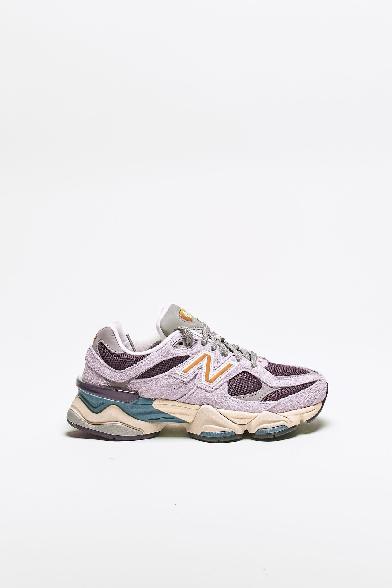 Sneakers U9060-LILAC in suede e mesh 