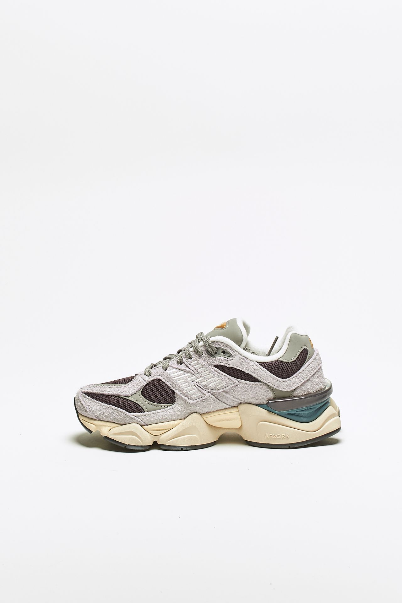 Sneakers U9060-SRA in suede e mesh 