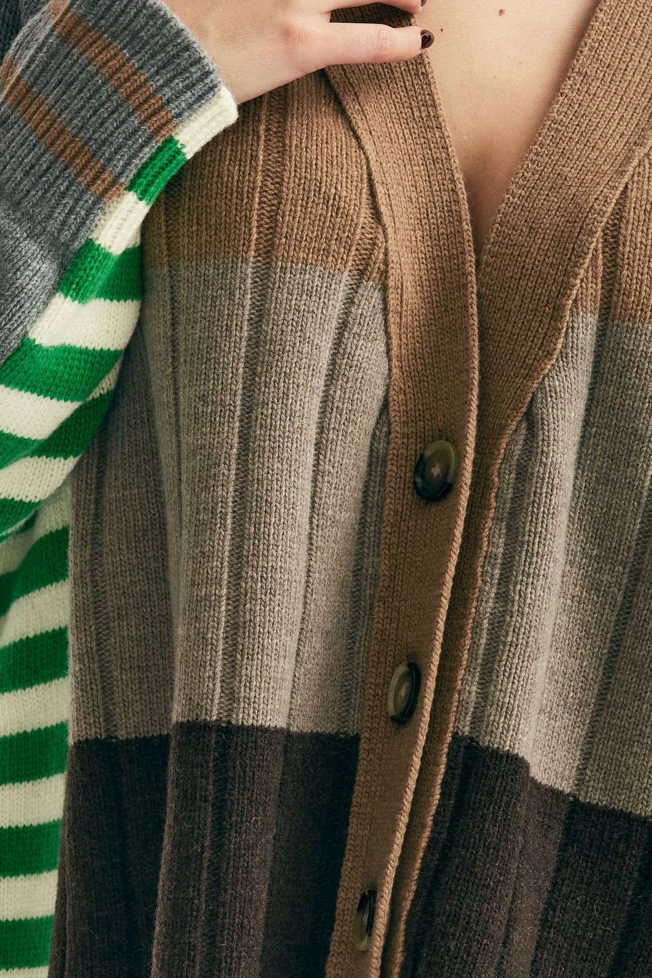 Cardigan over patchwork fantasia verde