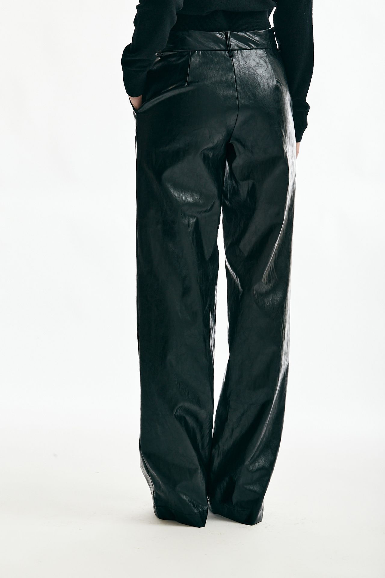 Pantalone in eco-pelle nero