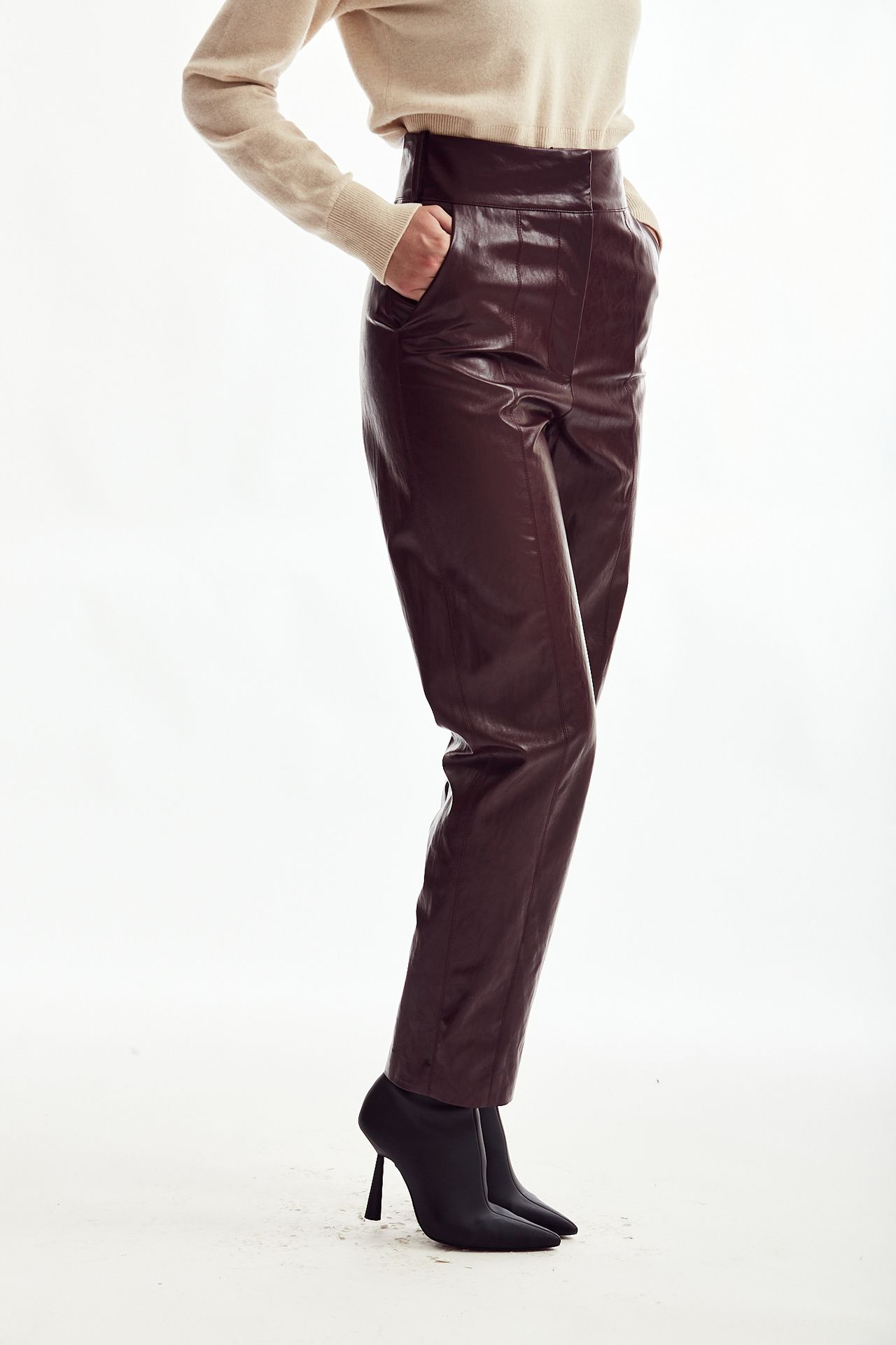 Pantalone in eco-pelle bordeaux