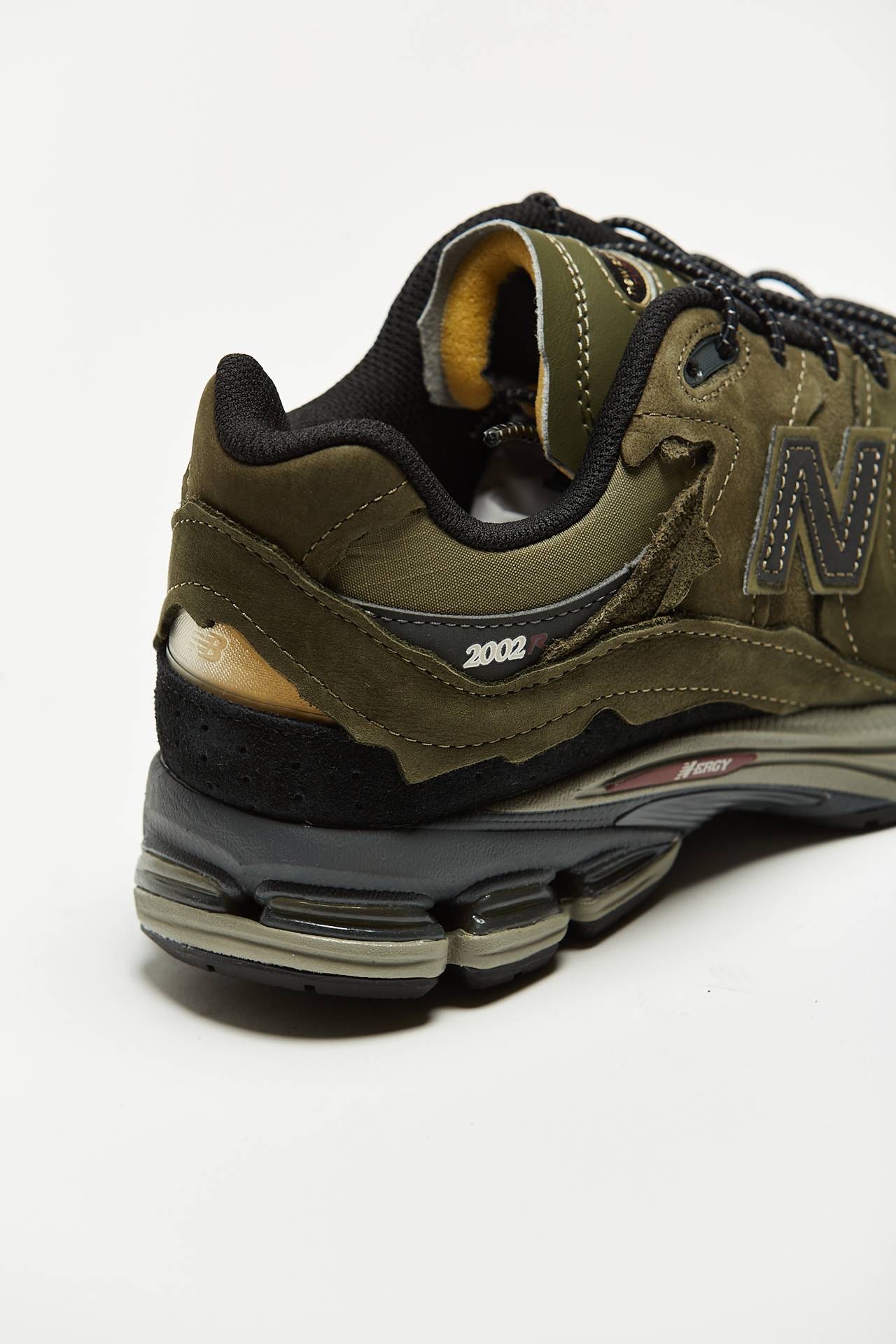 New balance sale pelle uomo