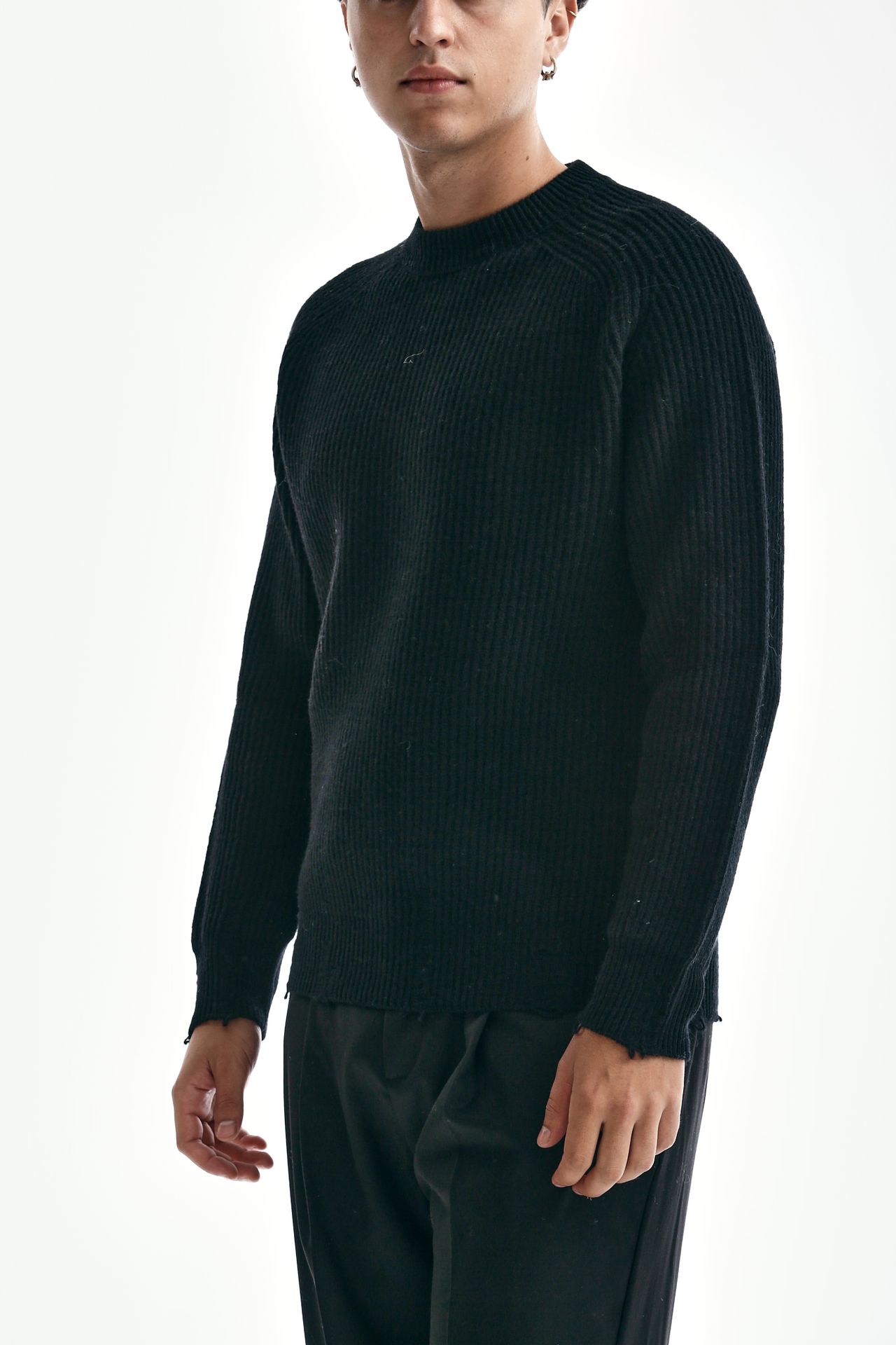 Maglia girocollo in lana e cashmere nero