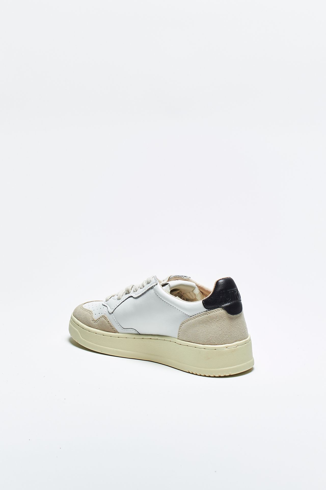 Sneakers MEDALIST LOW-AULM-LS21