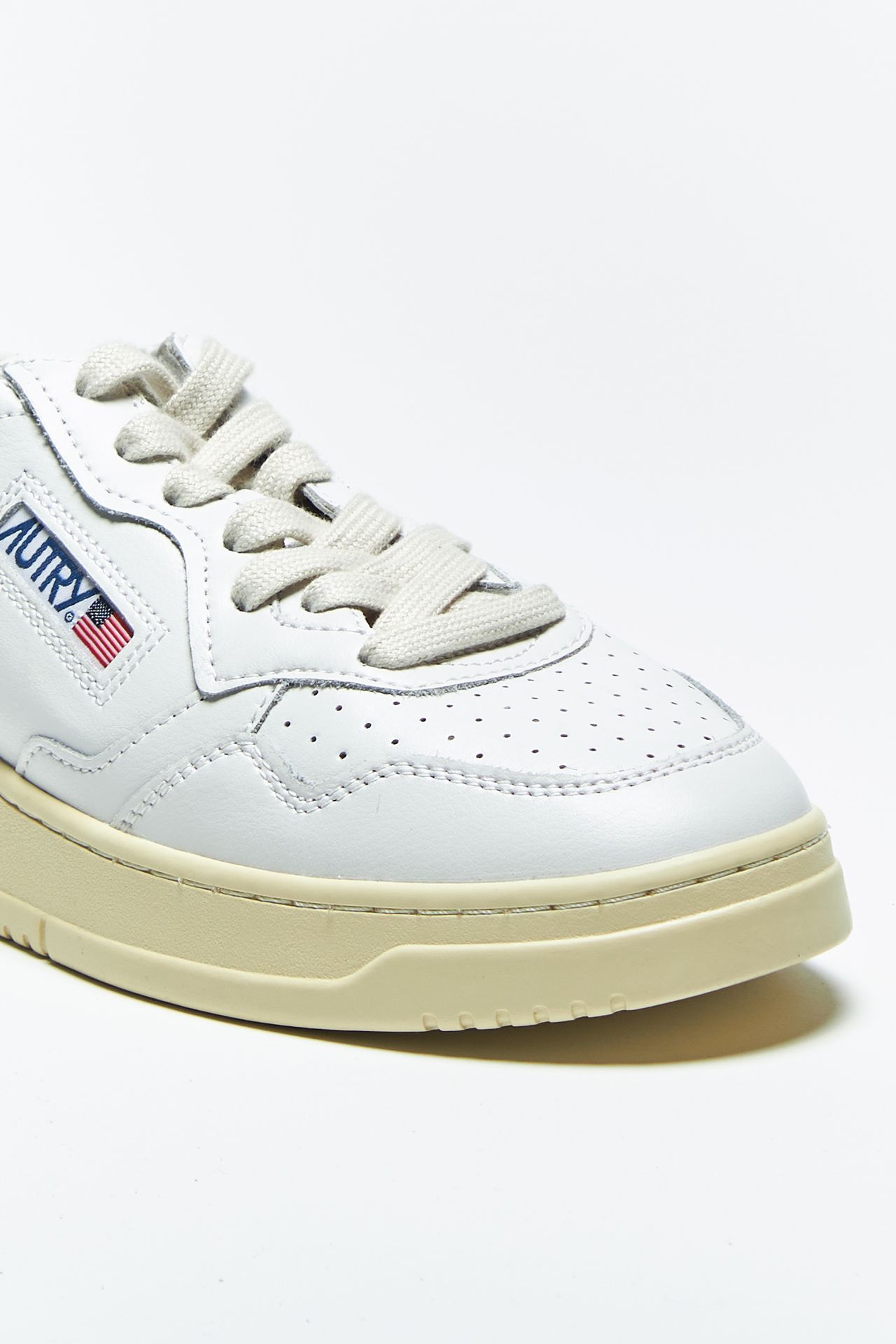 Sneakers MEDALIST LOW-AULM-LL22