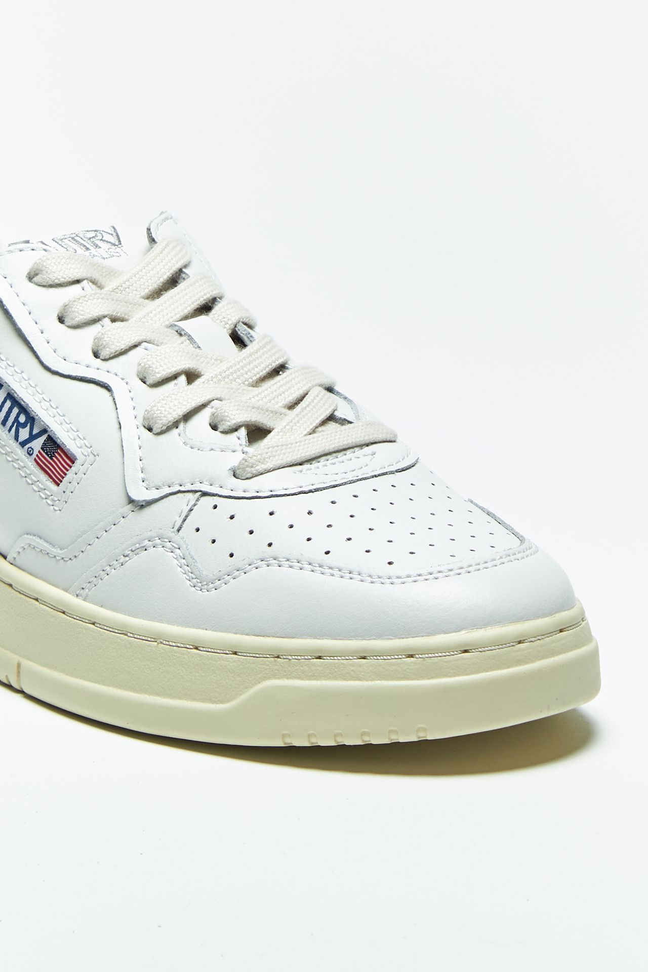 Sneakers MEDALIST LOW-AULM-LL68