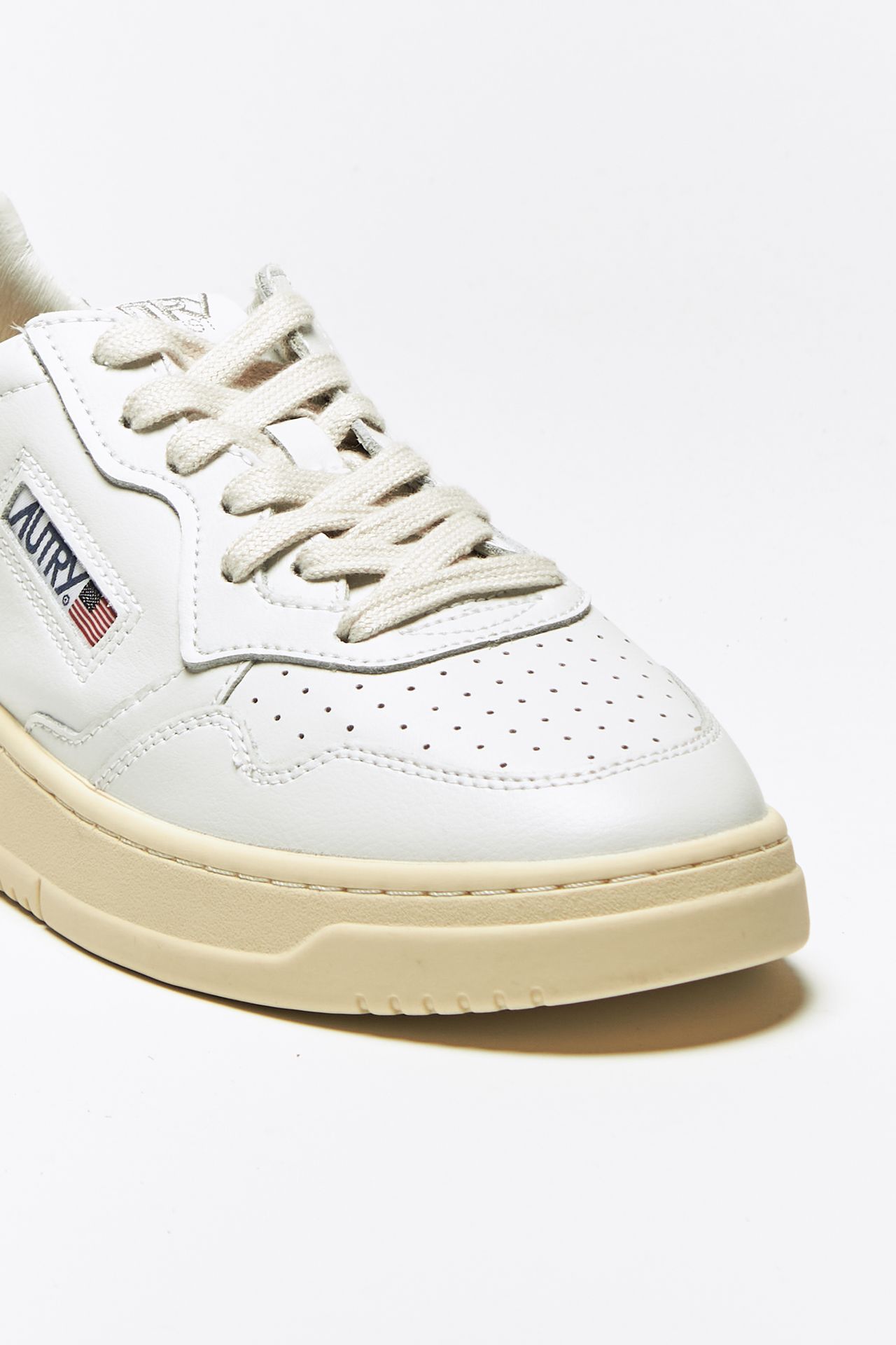 Sneakers MEDALIST LOW-AULM-LL77 in pelle 