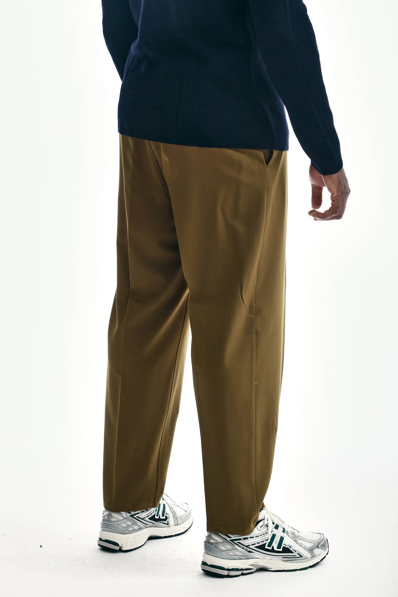 Pantalone in misto lana oliva