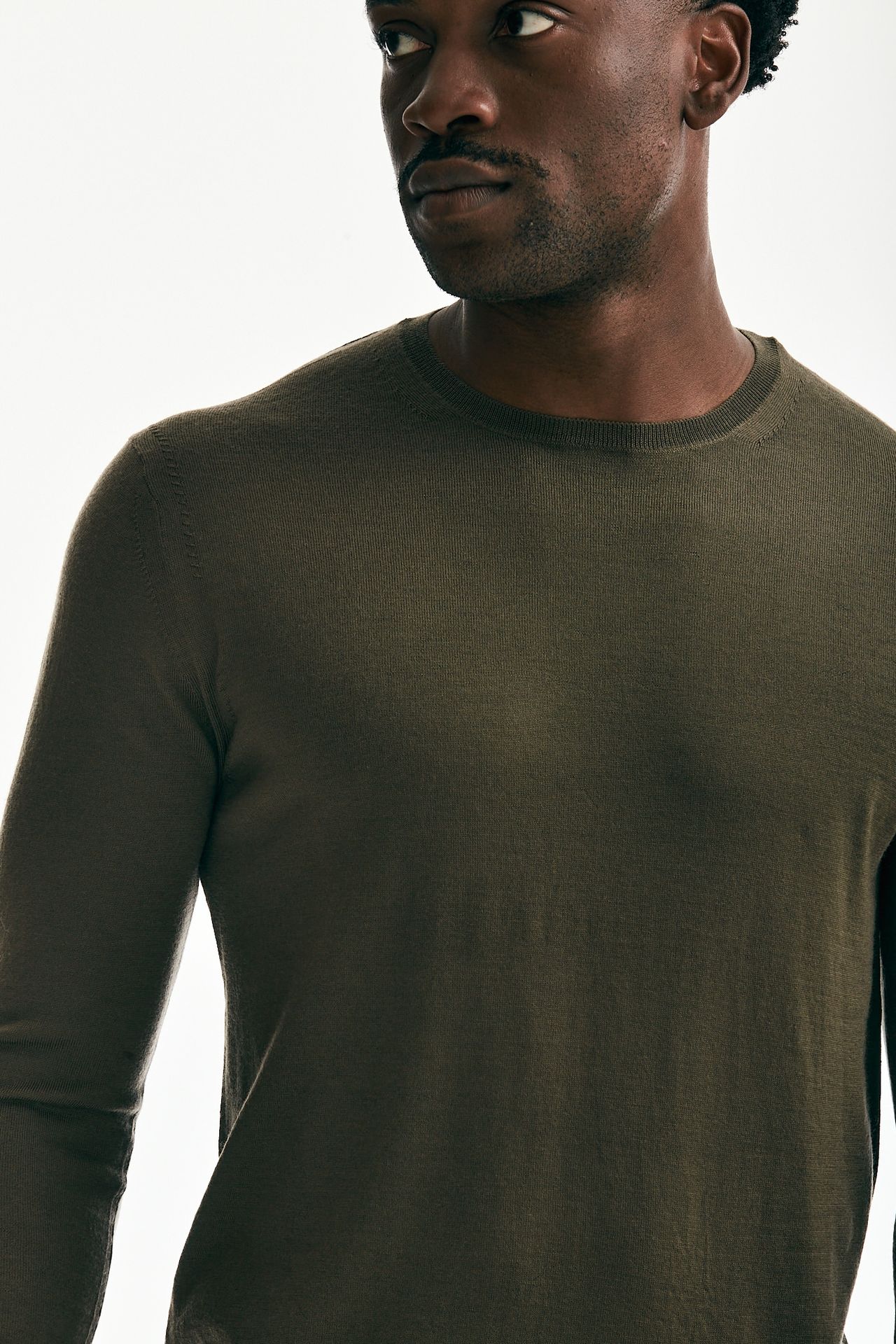 Maglia in lana rasata verde militare