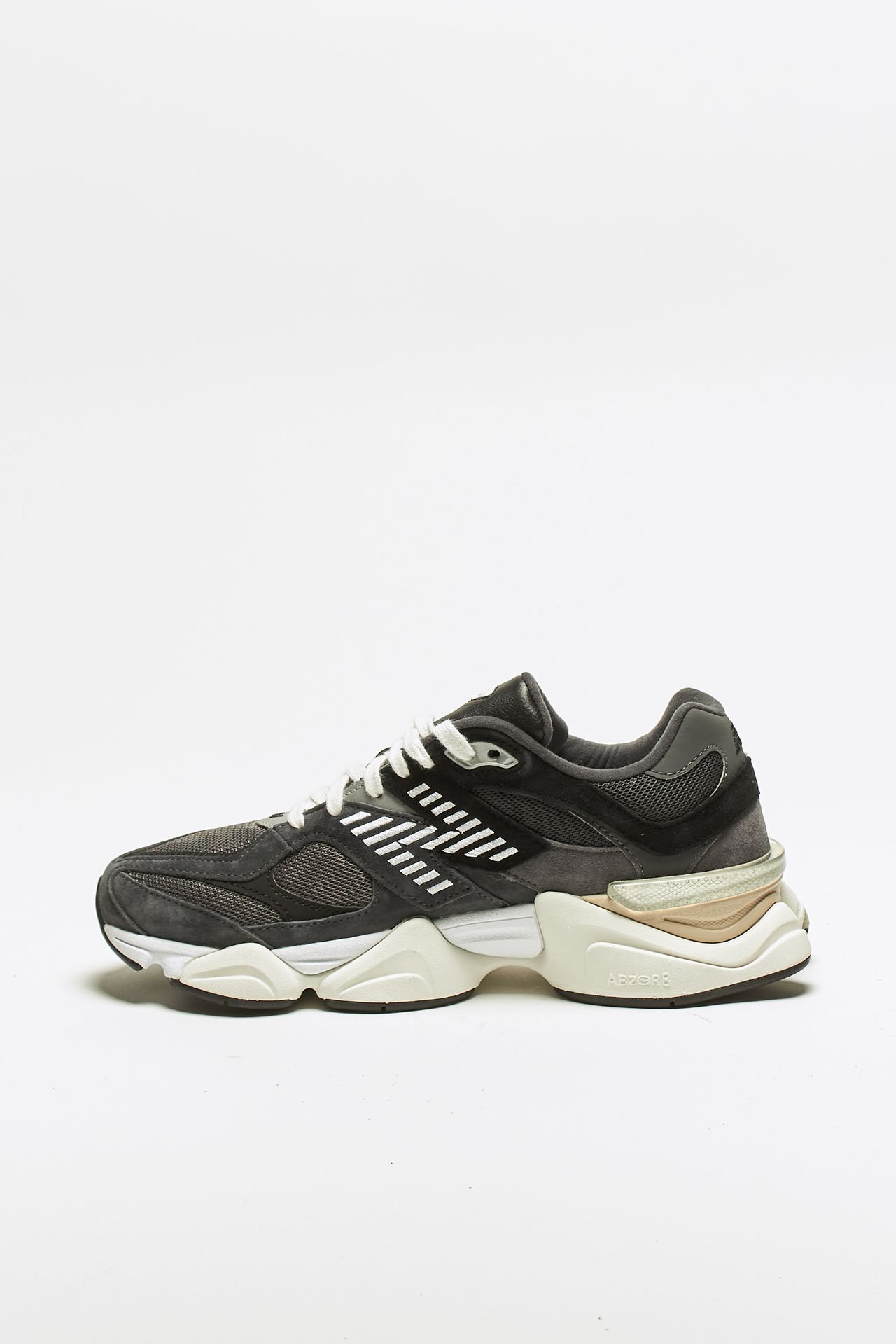 Sneakers U9060 in suede e mesh 