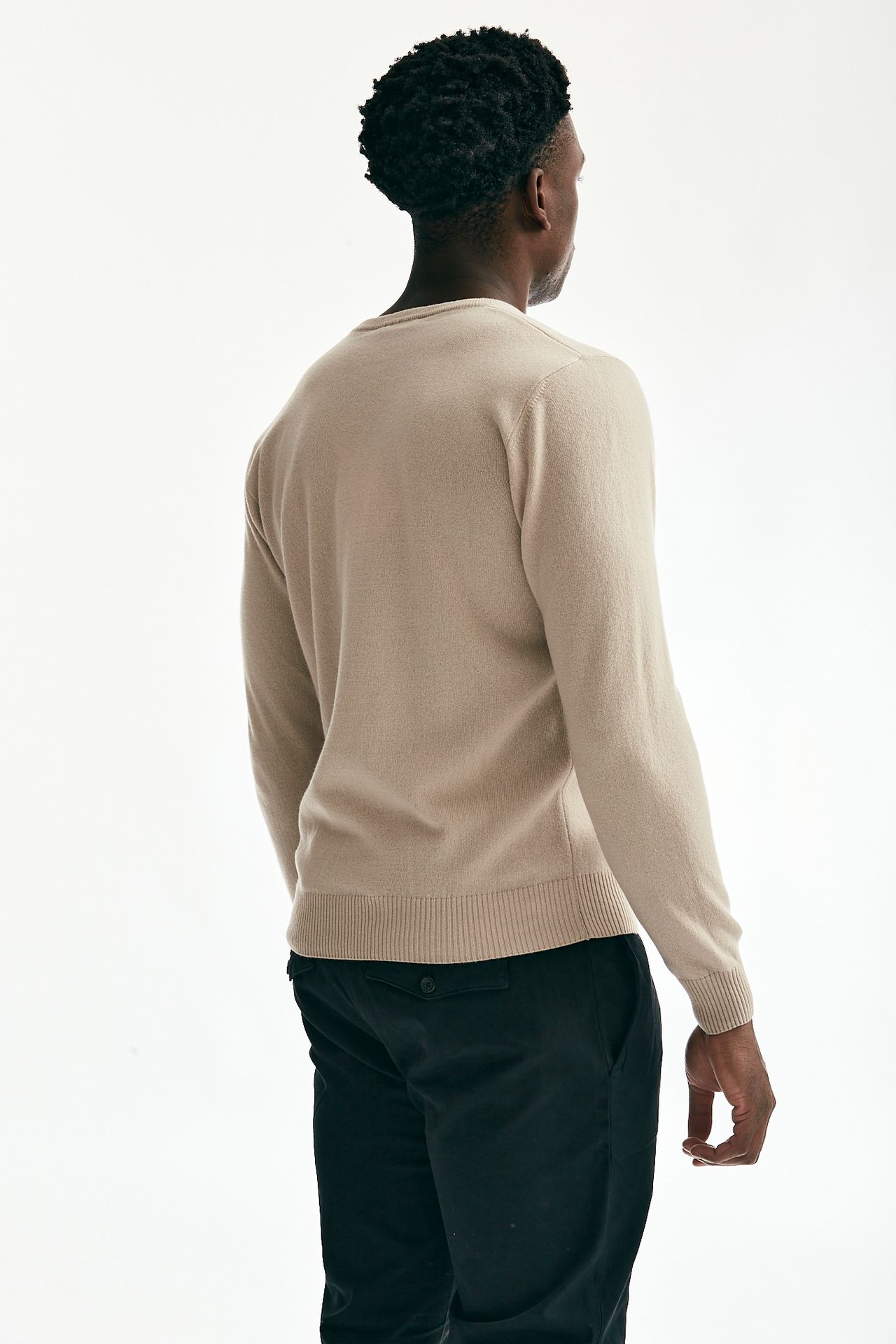 Maglia girocollo in cashmere panna