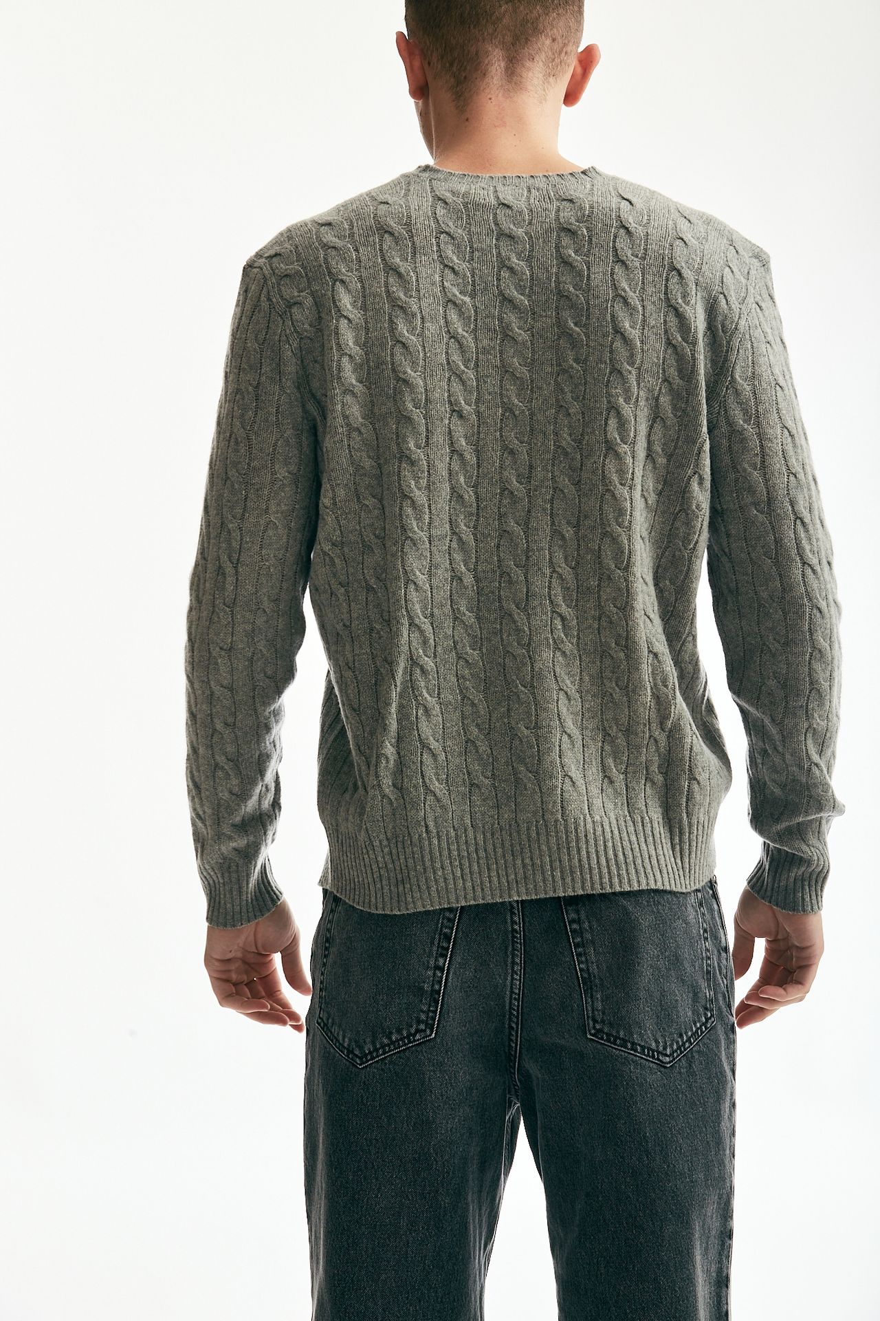 Maglia lana/cashmere a trecce grigio